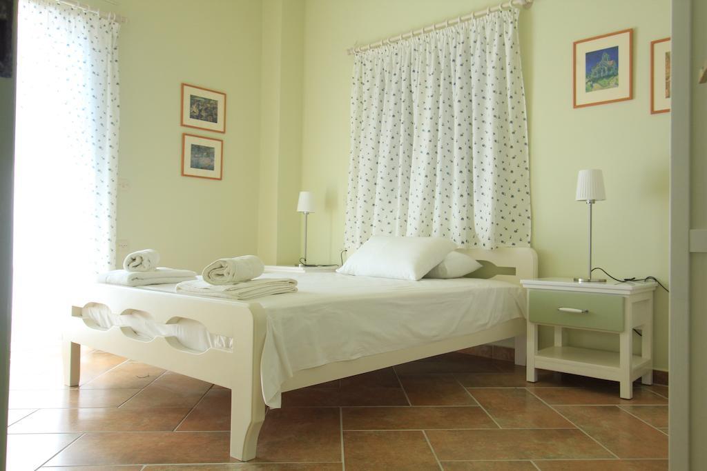 Iliobasilema Studios & Apartments Fiskardo Room photo